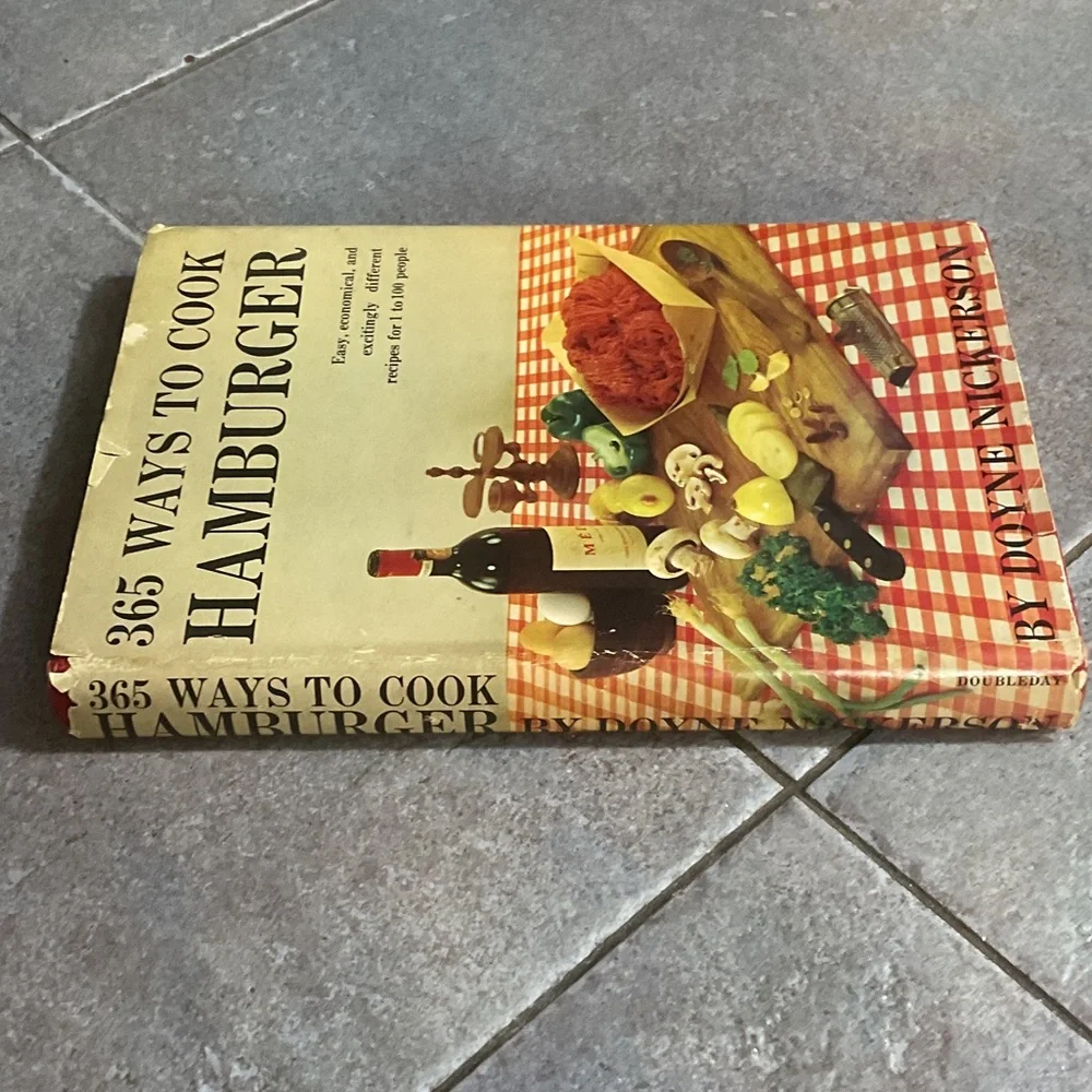 365 Ways to Cook Hamburger Cookbook